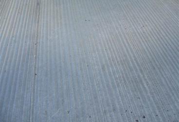 Industrieplaat met gebezemd profiel