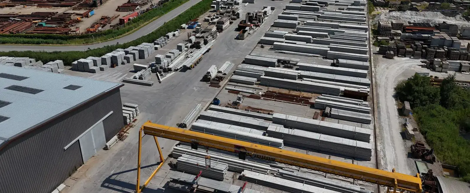 Dam Beton Van Boven